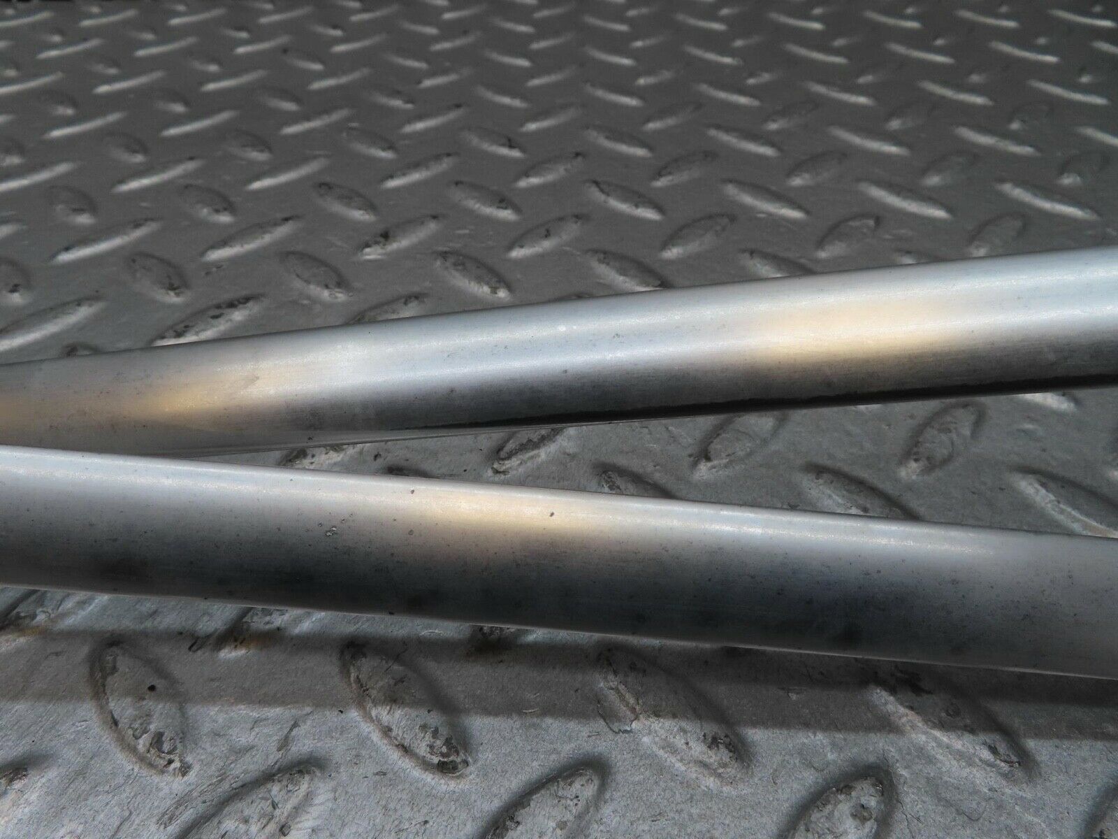 13277 Mercedes-Benz W111 220S Rear Windscreen Chrome Frame