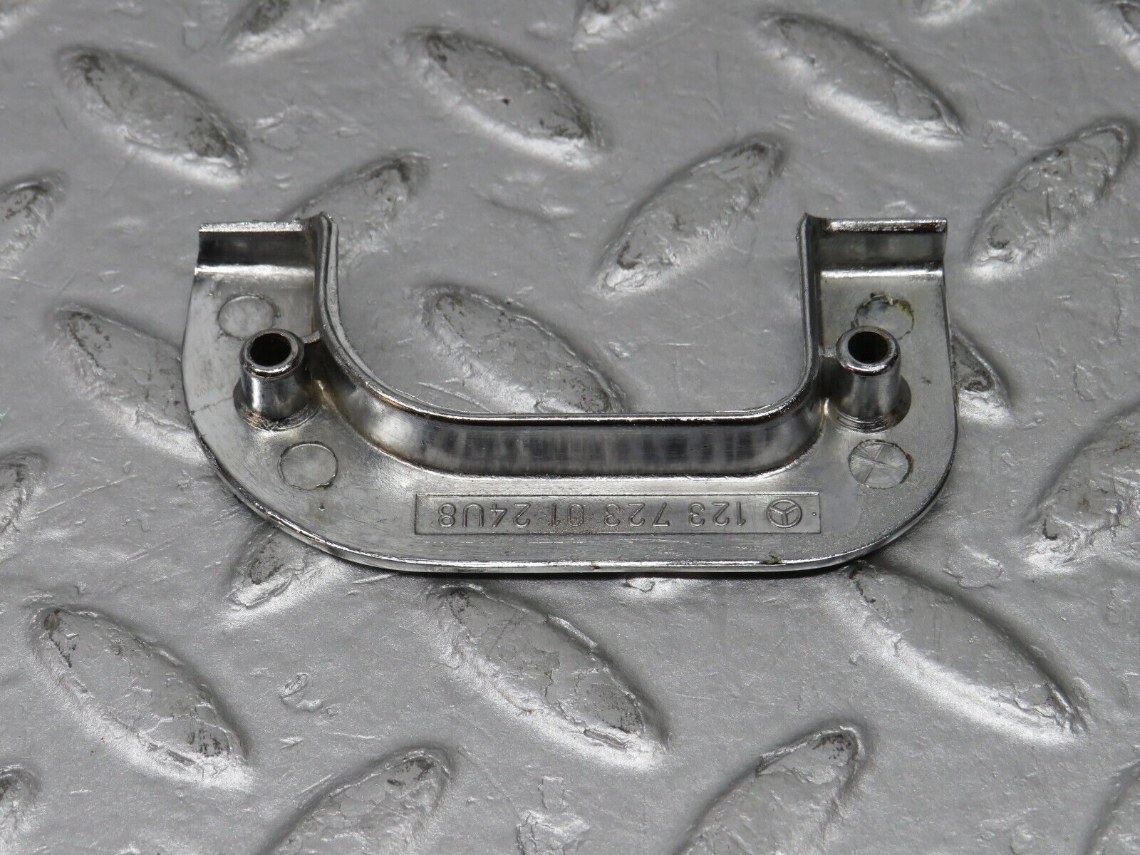 36093 Mercedes-Benz W126 420SE Interior Chrome Door Latch Left 1237230124