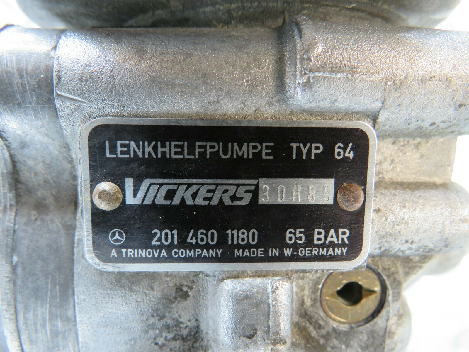 23096 Mercedes-Benz C123 230CE Coupe Power Steering Pump 2014601180