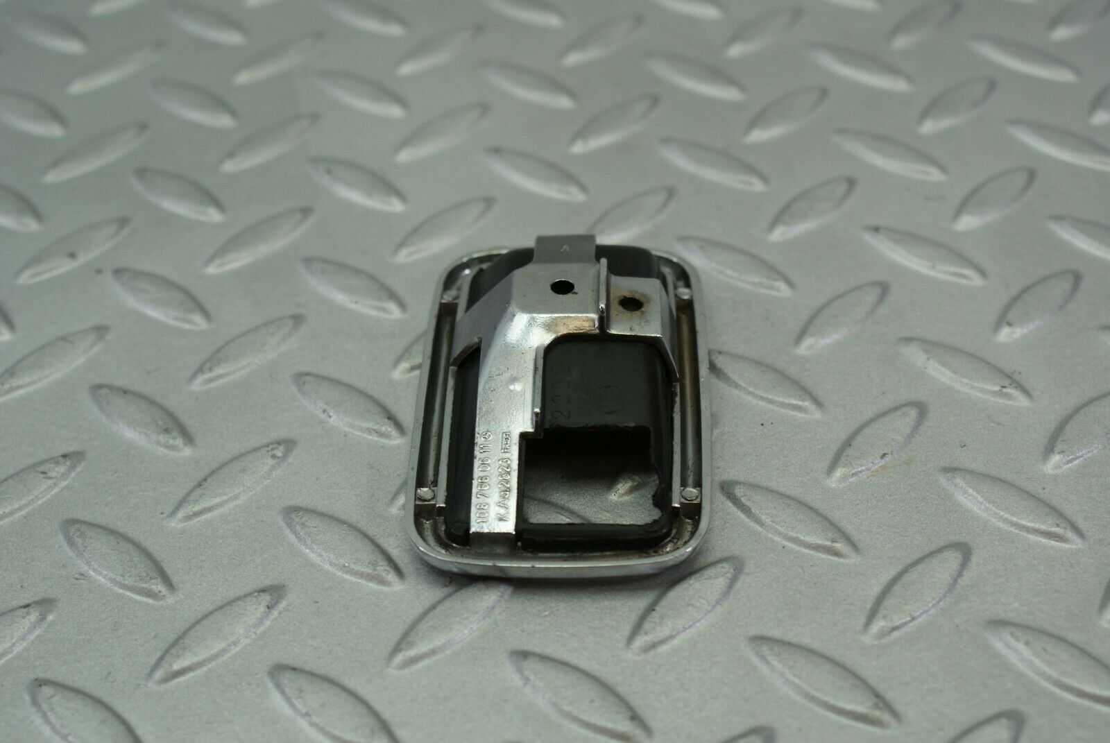 3182 Mercedes-Benz W115 220D Chrome Frame For Door Opener Right 1087660611