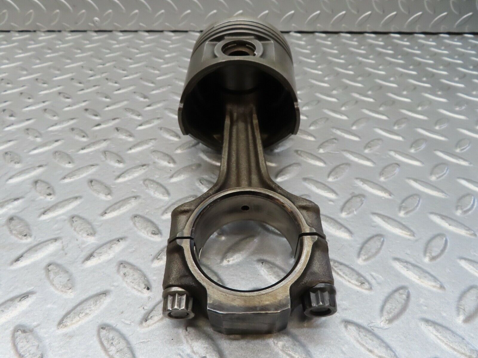 16931 Mercedes-Benz C123 280CE Coupe Piston With Connecting Rod 85.976 mm