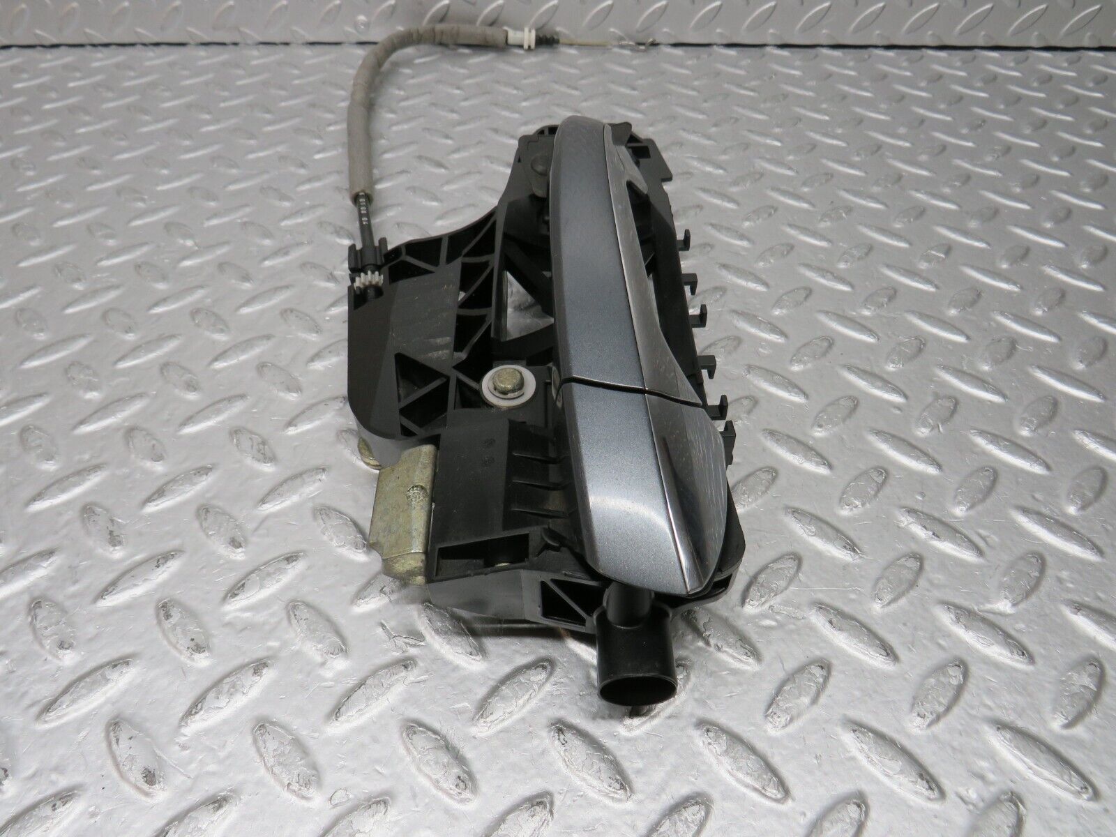 35290 Mercedes-Benz W221 Rear Left Door Exterior Handle