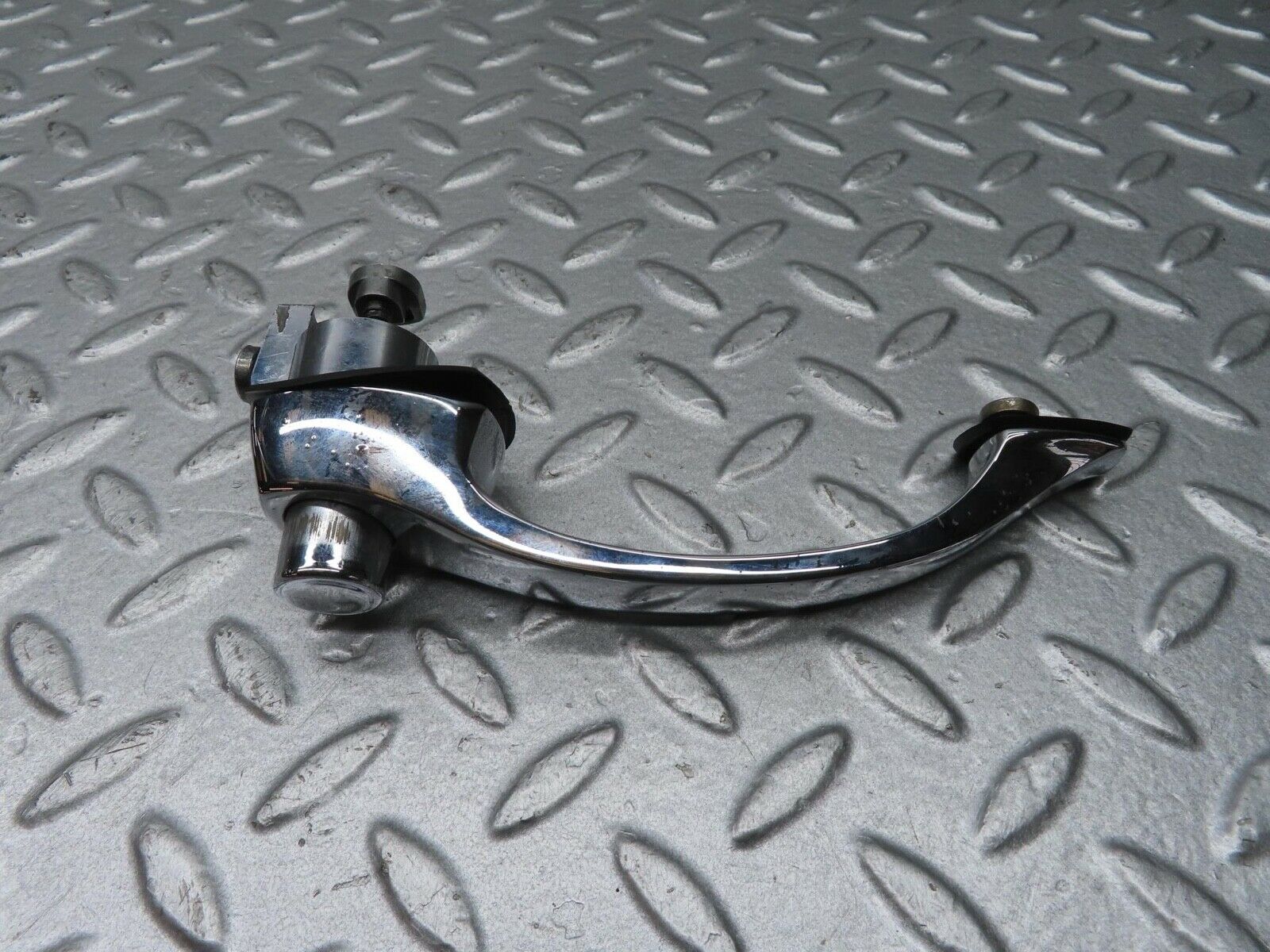 13121 Mercedes-Benz W111 220S Chrome Door Handle Rear Left 1107660501