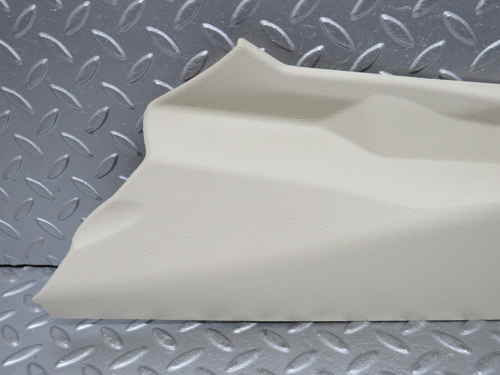 33157 Mercedes-Benz R170 SLK Coupe Rear Right Headliner Cover 1707950850