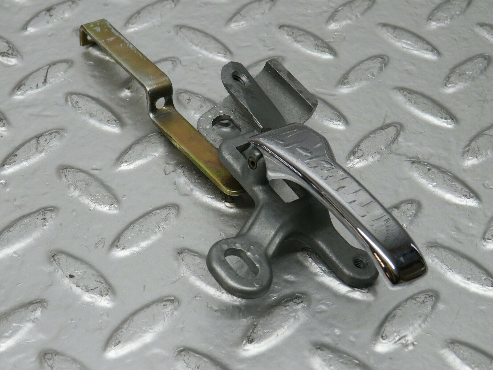 24470 Mercedes-Benz W108 Left Interior Door Handle 1157660119