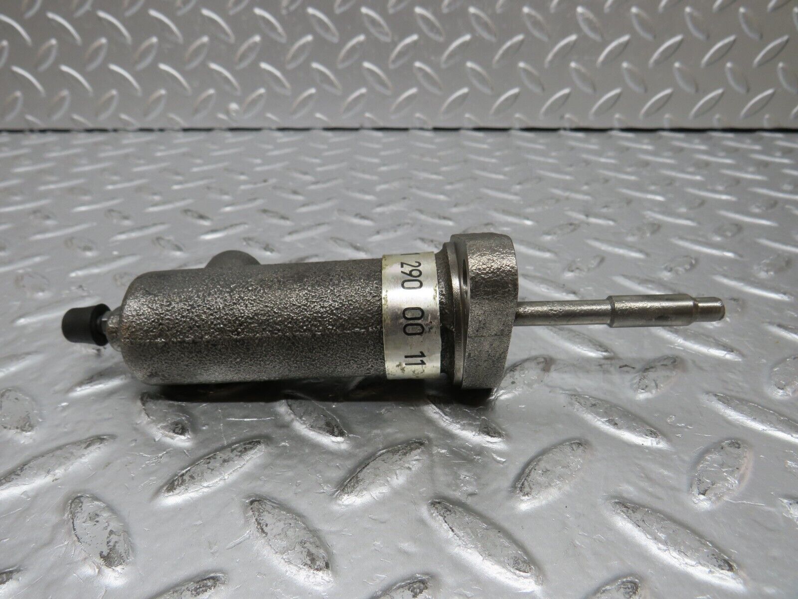 30615 Mercedes-Benz W201 190E 2.0L Clutch Slave Cylinder Fag 2012900011