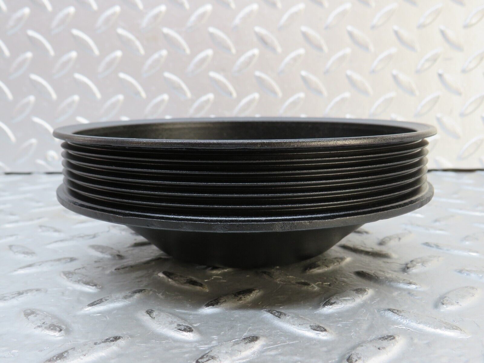 27686 Mercedes-Benz S124 300TE Wagon Power Steering Pump Pulley 2014600479