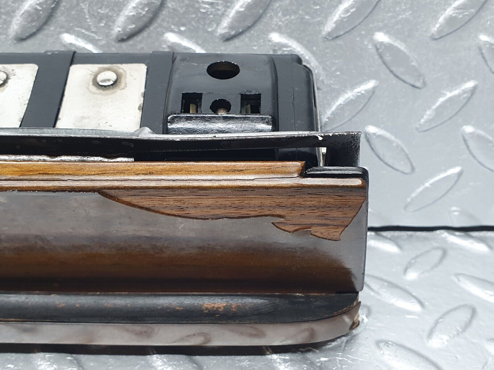 40718 Mercedes-Benz W123 300D Centre Console Ashtray Wood Finish