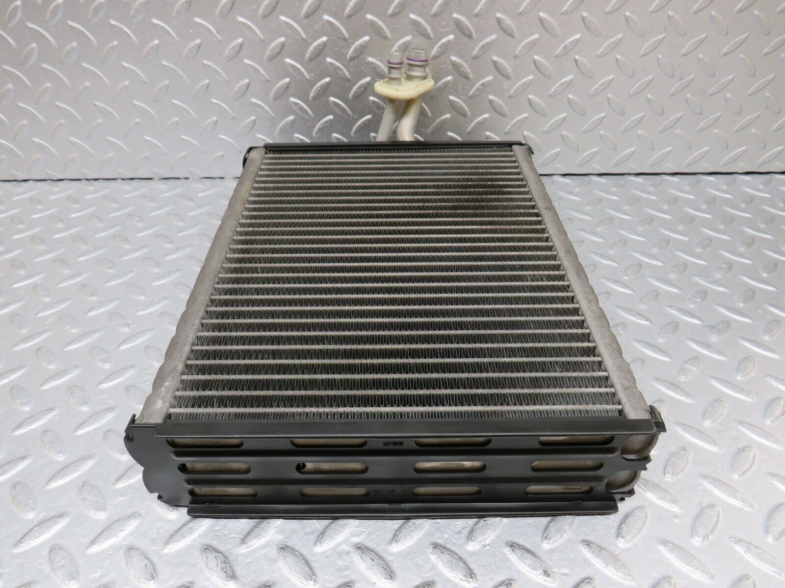 35233 Mercedes-Benz W221 Air Conditioning Radiator Behr 2218300158