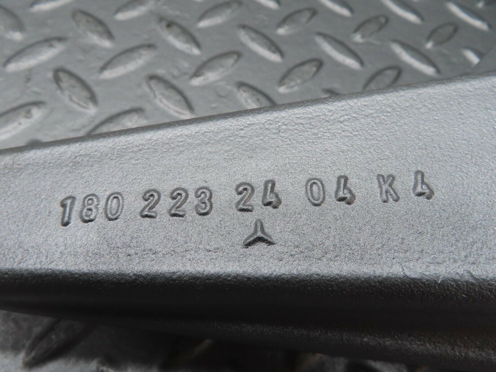 13155 Mercedes-Benz W111 220S Engine Mount Bracket Left Side 1802232404