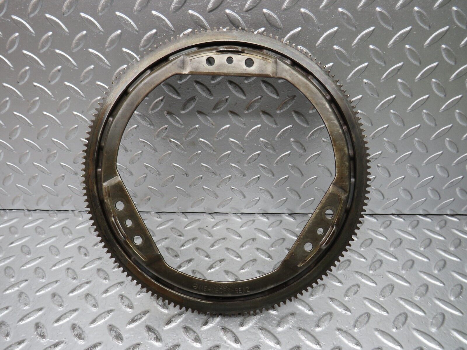 28695 Mercedes-Benz W123 230E Flywheel Starter Ring