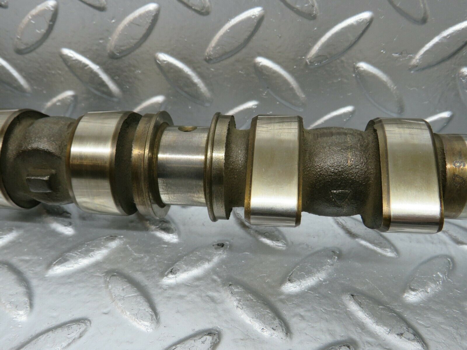 24424 Mercedes-Benz S124 220TE Wagon Camshaft Right Side Exhaust 1111701