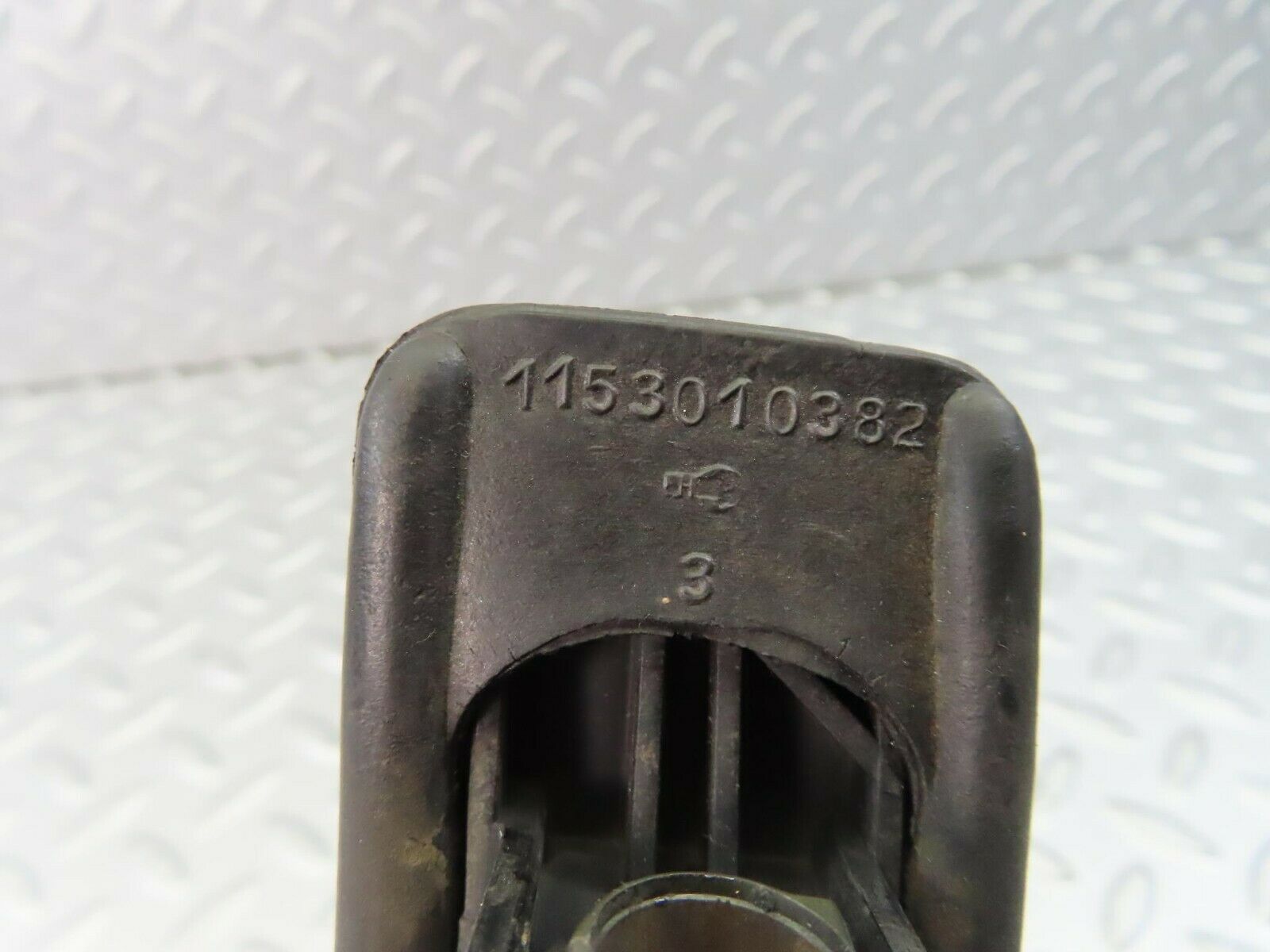 8983 Mercedes-Benz W115 Accelerator Pedal With Rubber 1153010382