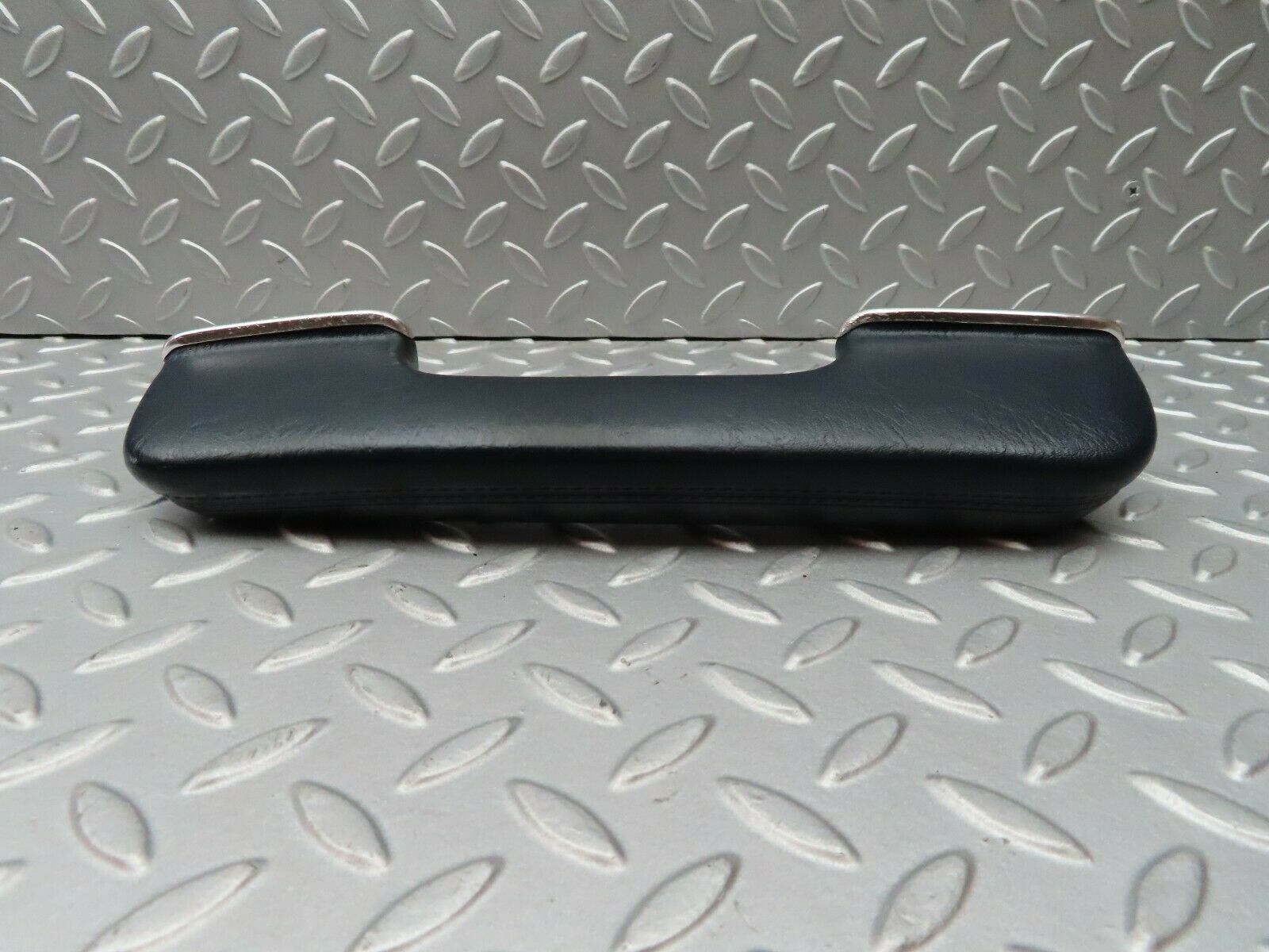 4283 Mercedes-Benz W123 230E Interior Door Handle Front Right Blue 1239702001