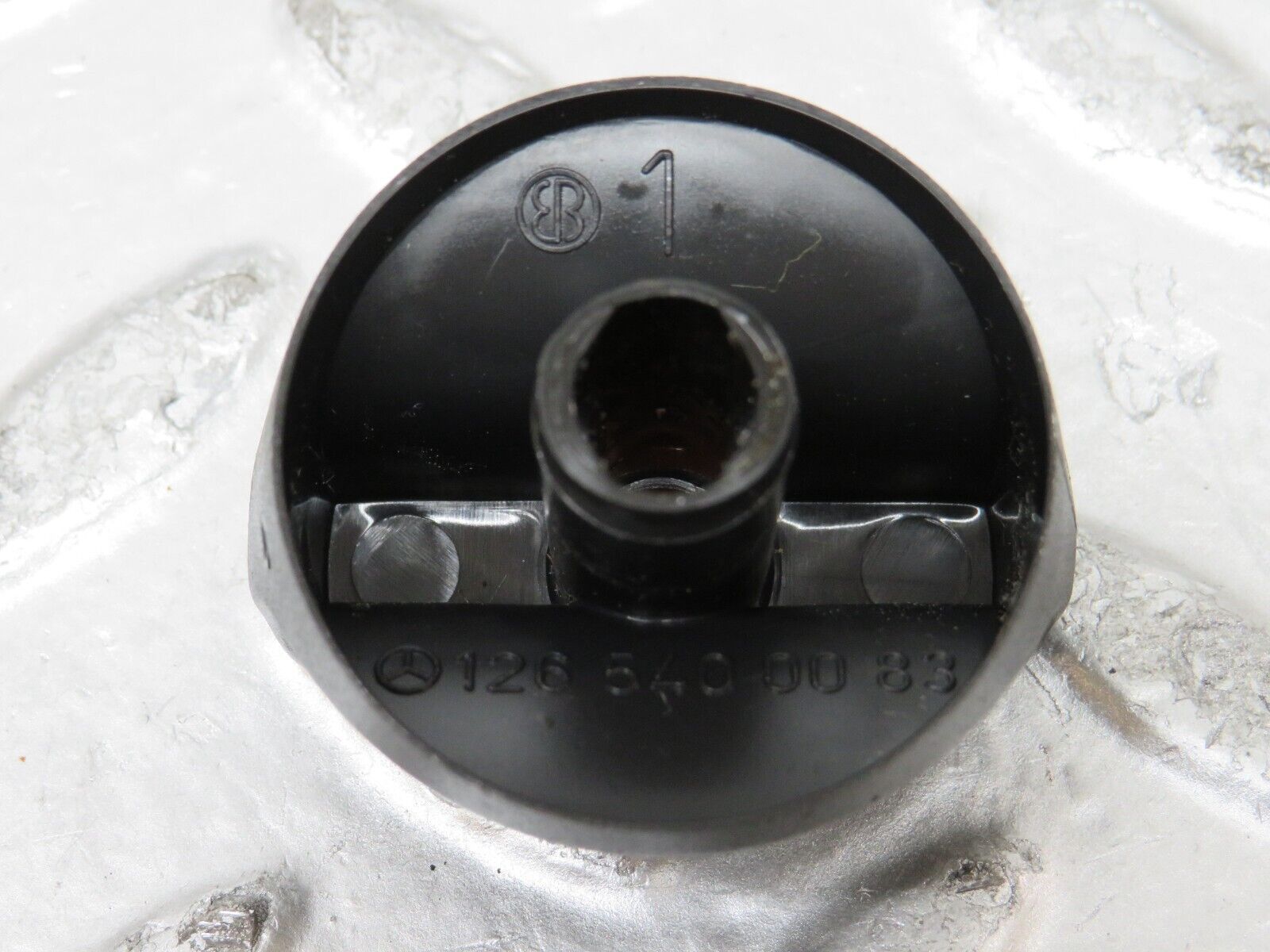 27163 Mercedes-Benz W123 280E Headlight Switch Knob 1265400083