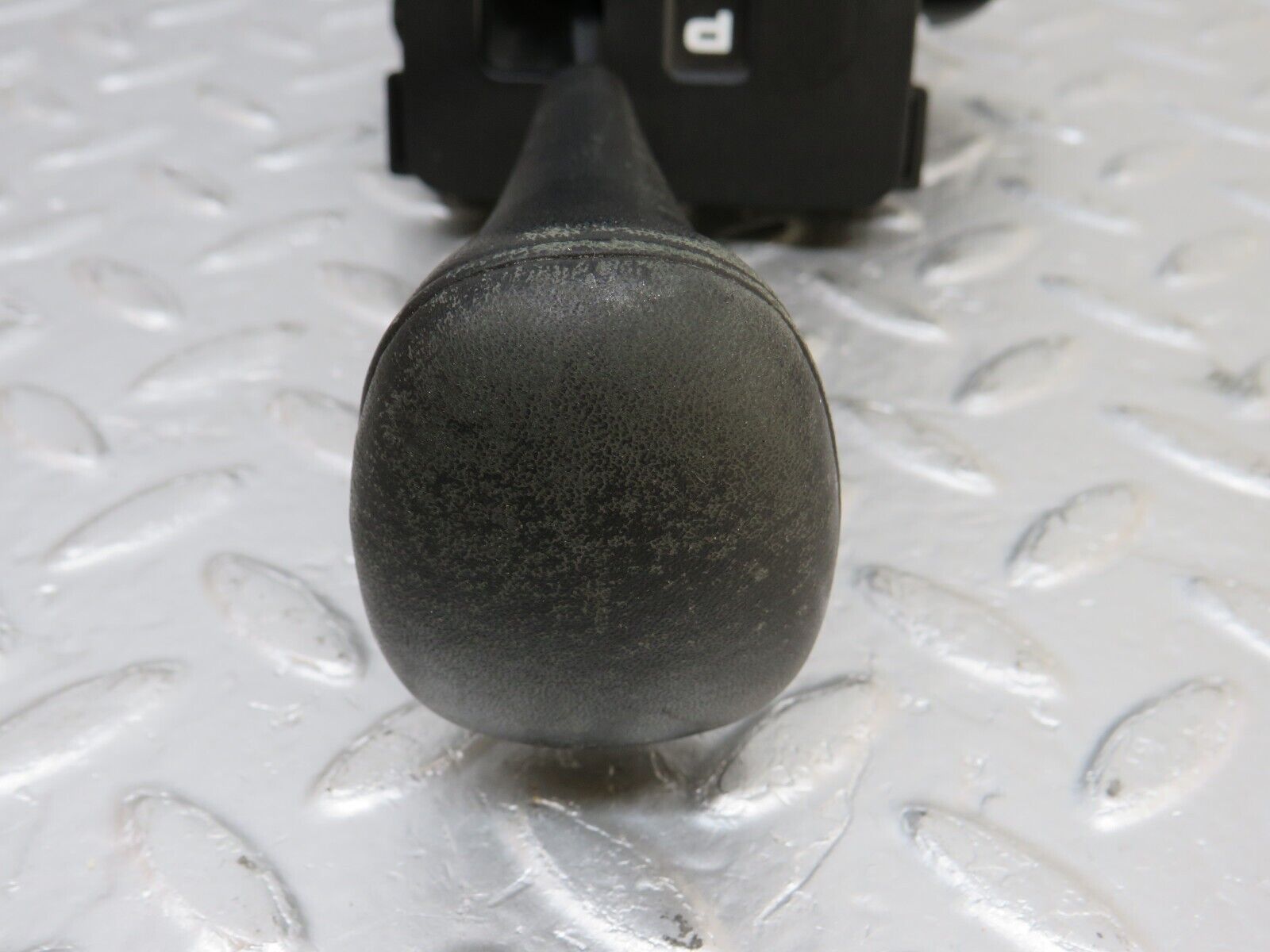 33720 Mercedes-Benz W201 190E 2.0L Automatic Gear Shift Selector 1242670405