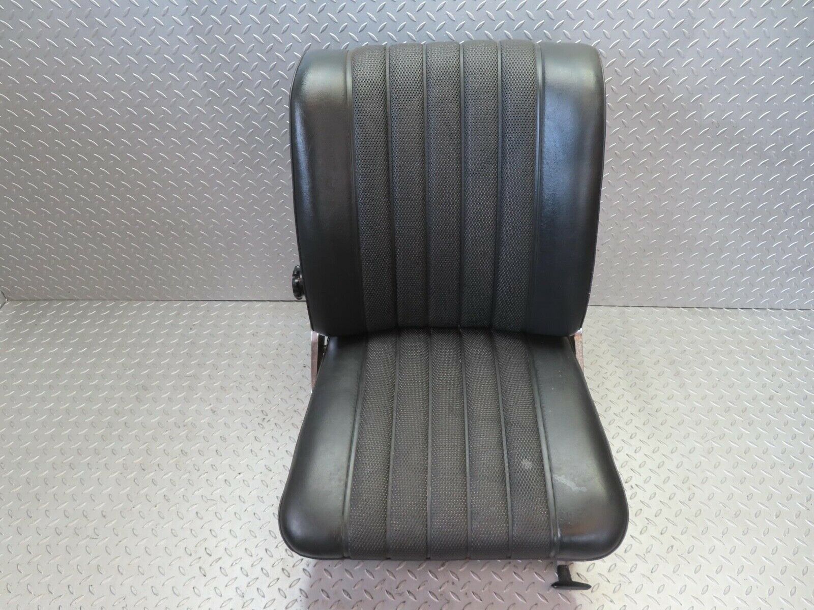 13022 Mercedes-Benz W111 220S Front Right Passenger Seat Black LHD