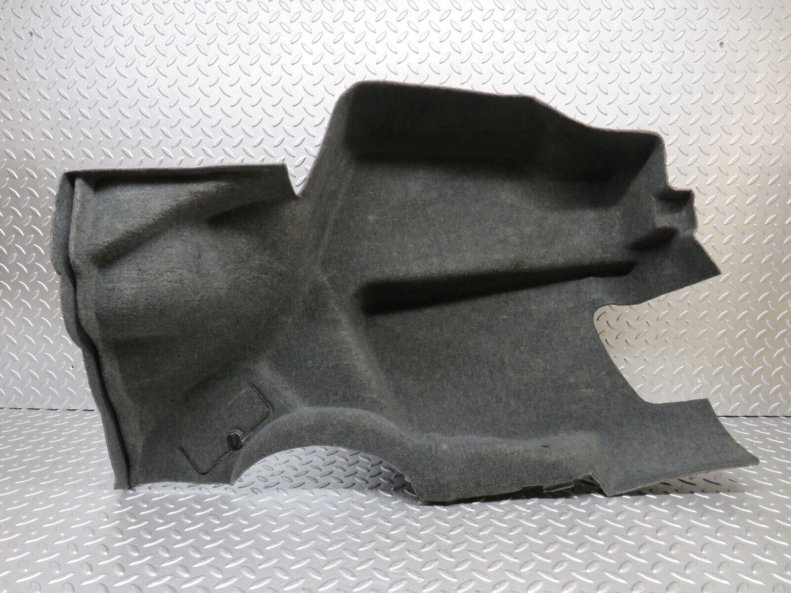 25732 Mercedes-Benz W124 280E Trunk Panel Cover Left 1246901026