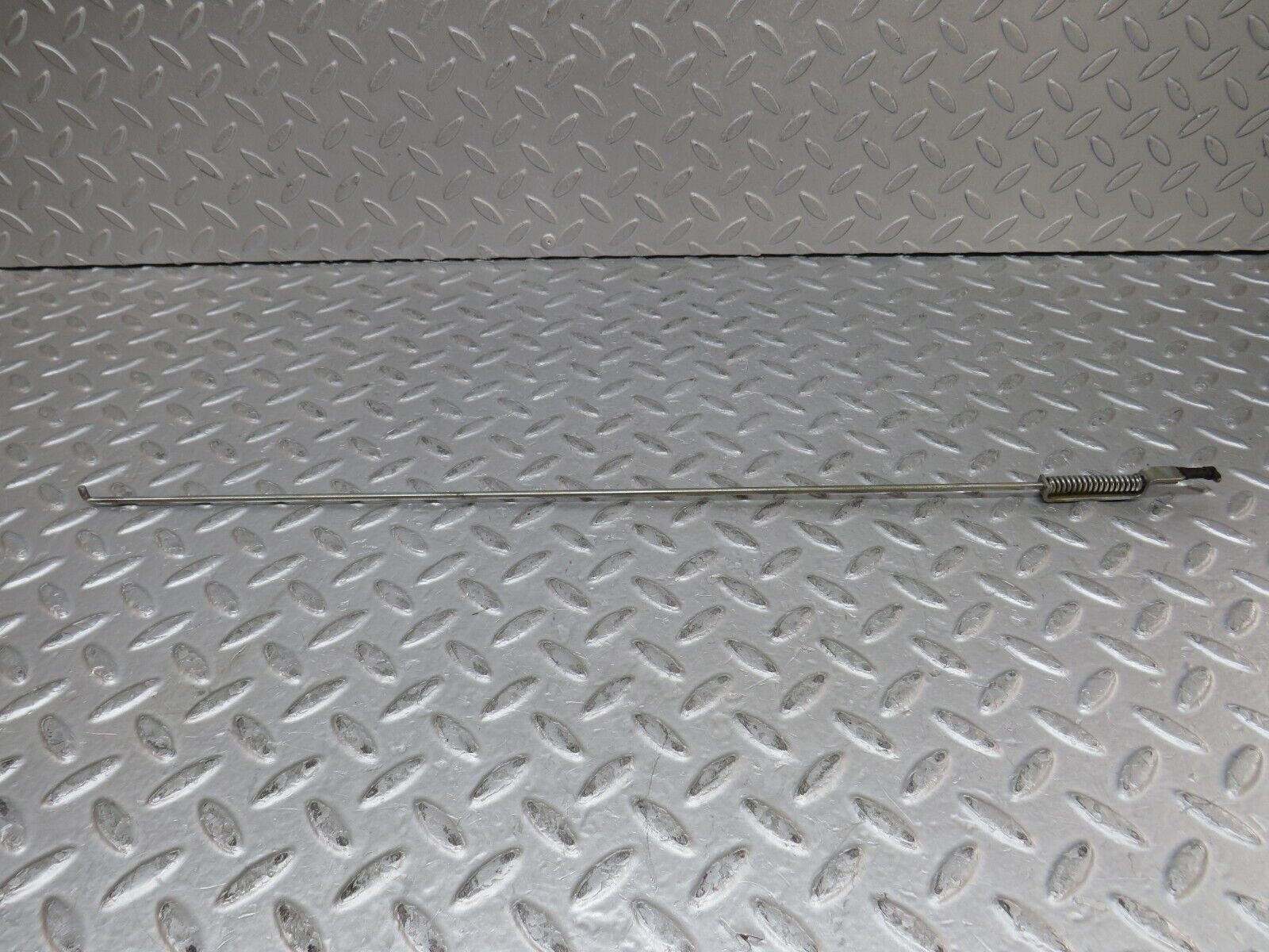 37296 Mercedes-Benz W109 300SEL Door Lock Control Bar