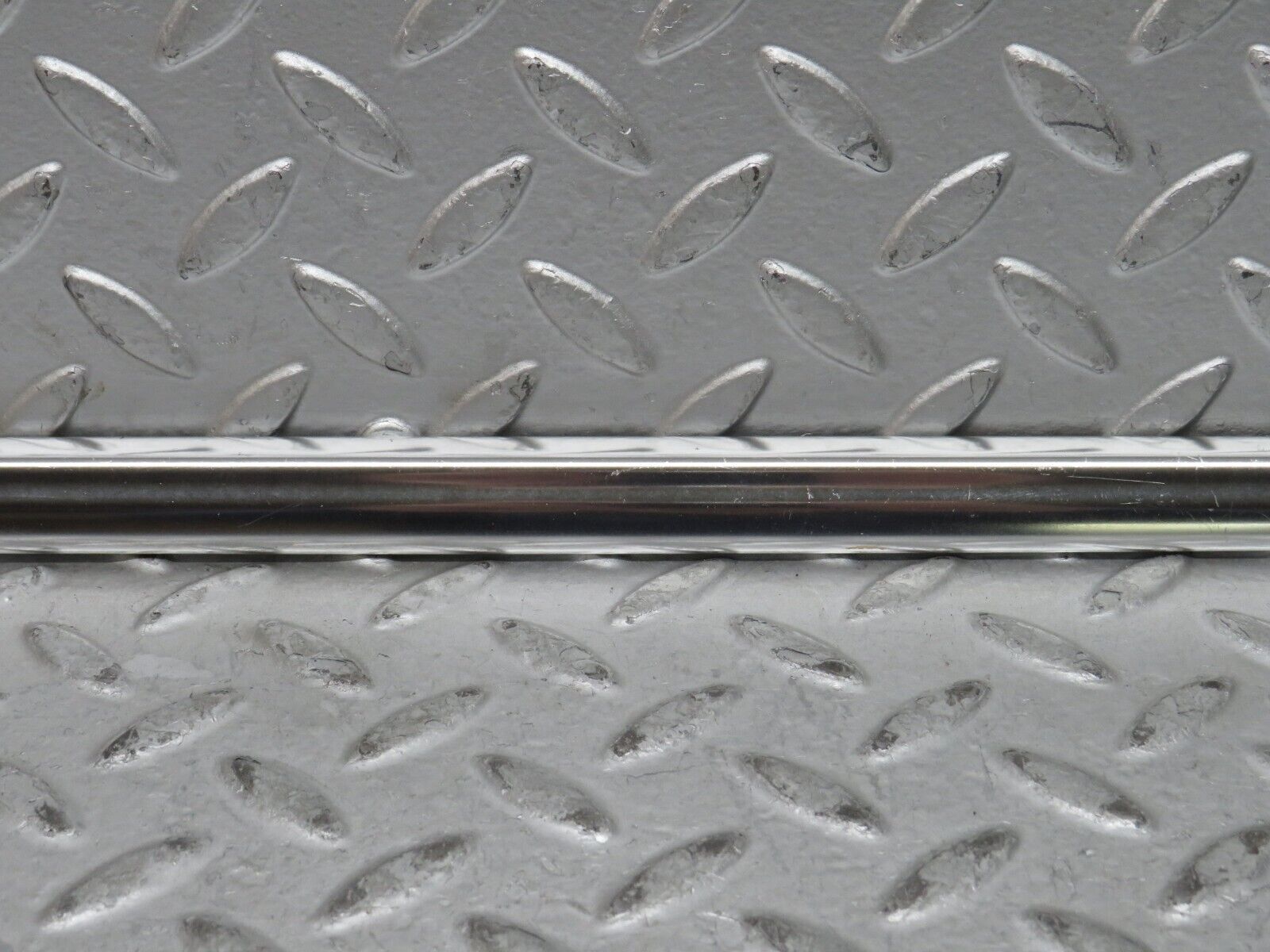 28526 Mercedes-Benz S123 240D Wagon Rear Right Chrome Moulding Trim