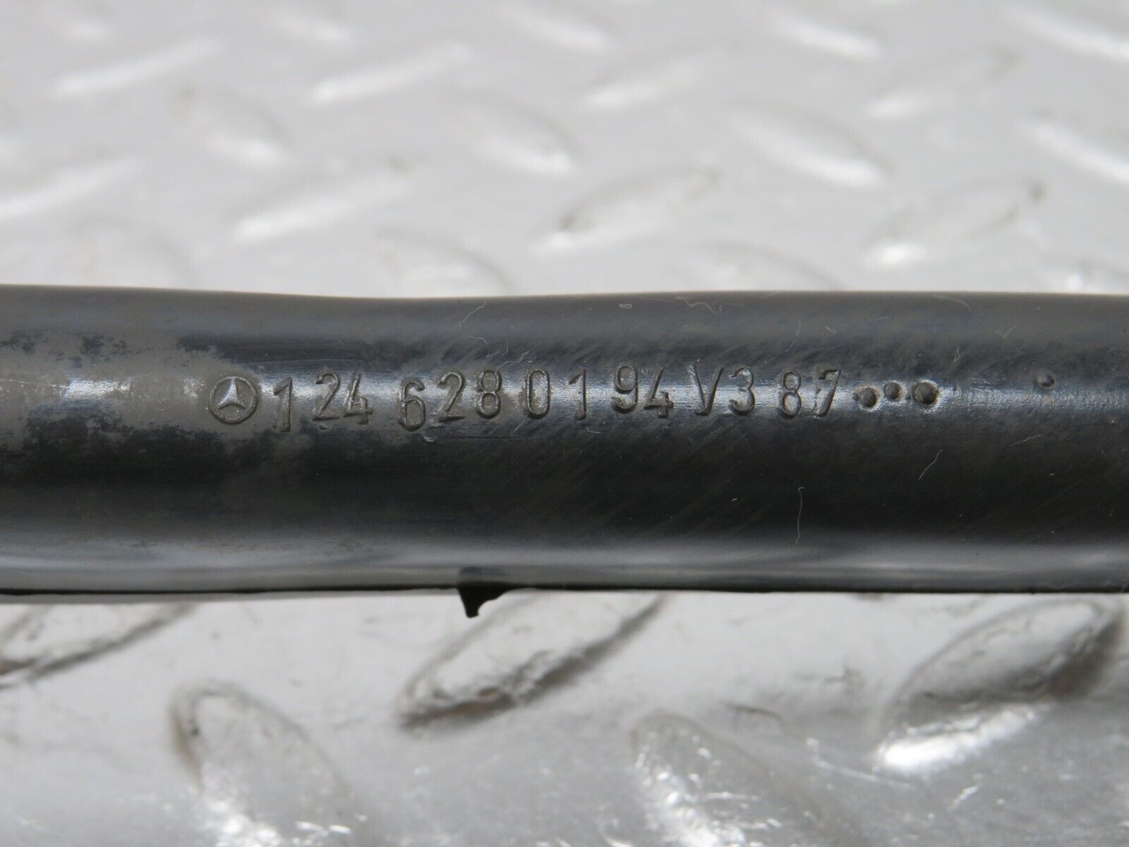 34086 Mercedes-Benz W124 260E Water Drain Hose Pair 1246280194 1246280394