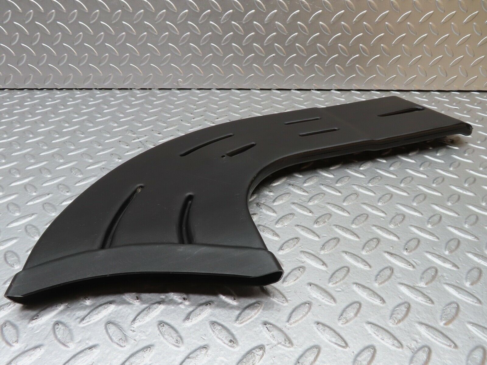 21161 Mercedes-Benz W123 230E Air Duct Heater Ventilation Left 1238310546