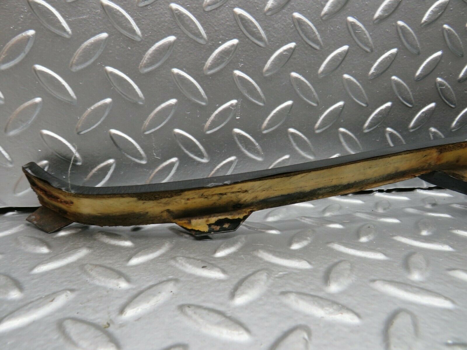 22773 Mercedes-Benz C107 450SLC Coupe A Pillar Cover Right Side Black