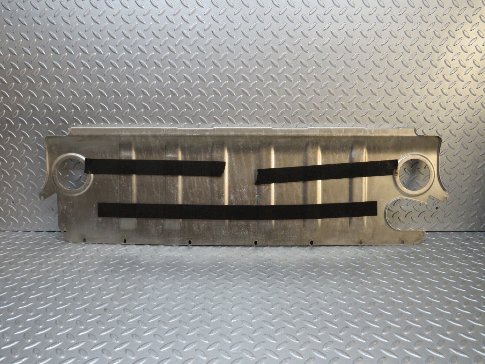 38447 Mercedes-Benz R129 280SL Coupe Fuel Tank Rear Cover