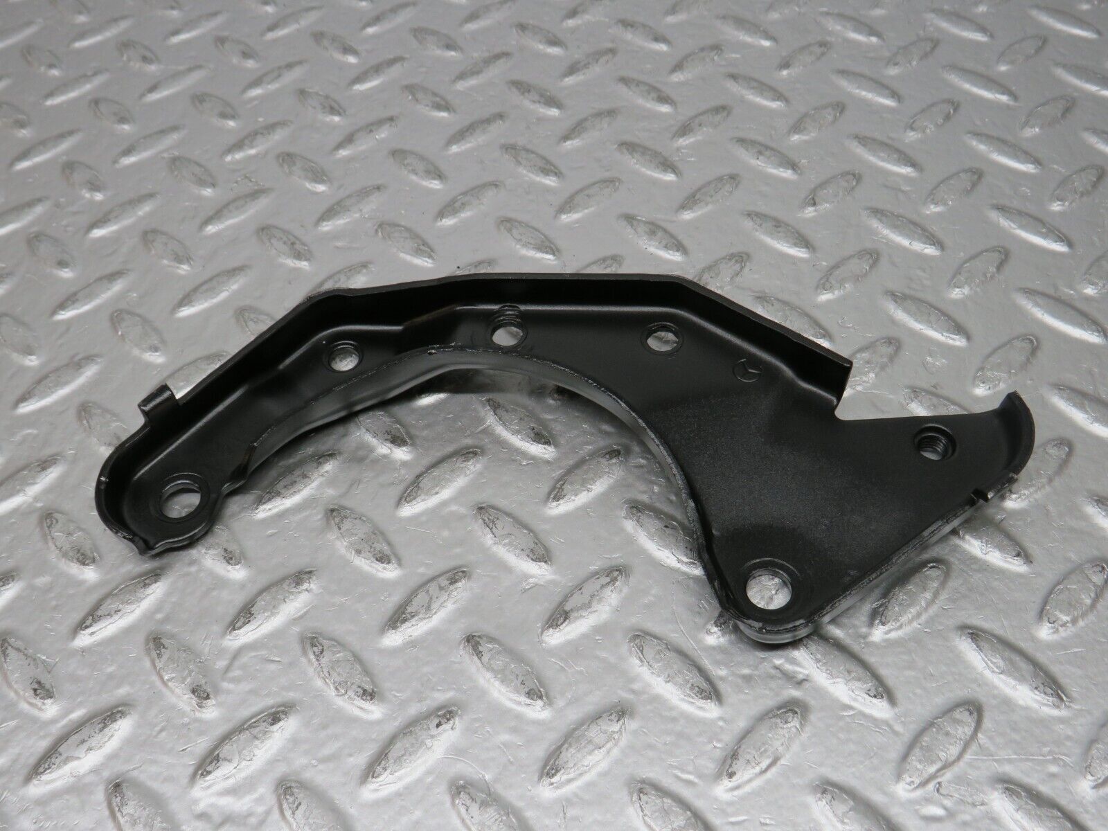 31787 Mercedes-Benz W201 190LE 1.8L Alternator Generator Holder Bracket