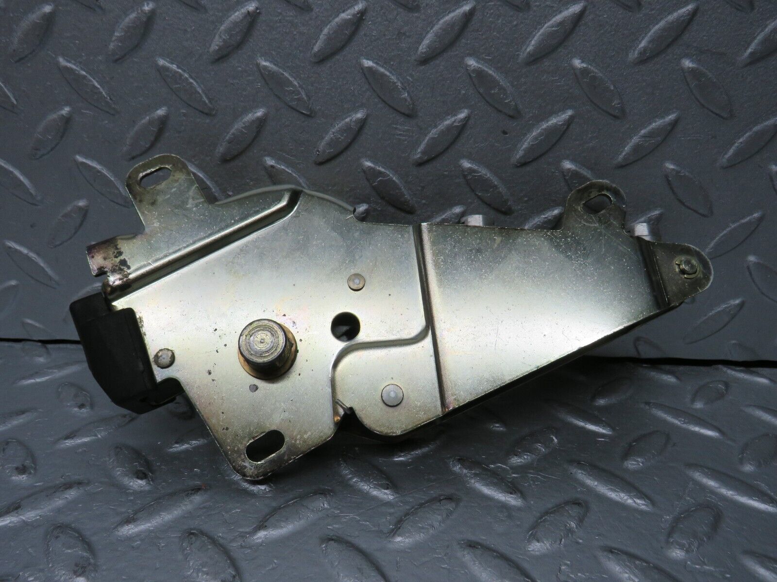 38352 Mercedes-Benz R129 280SL Coupe Roof Lock Left Side 1298001574