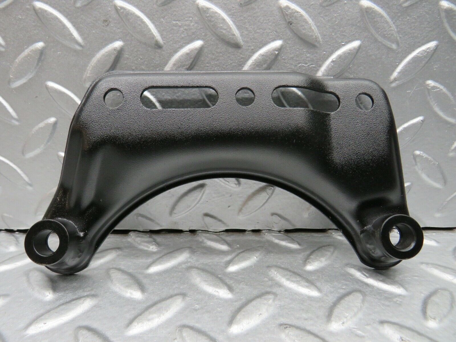 21771 Mercedes-Benz W126 300SE Belt Tensioner Bracket Holder 1032021240