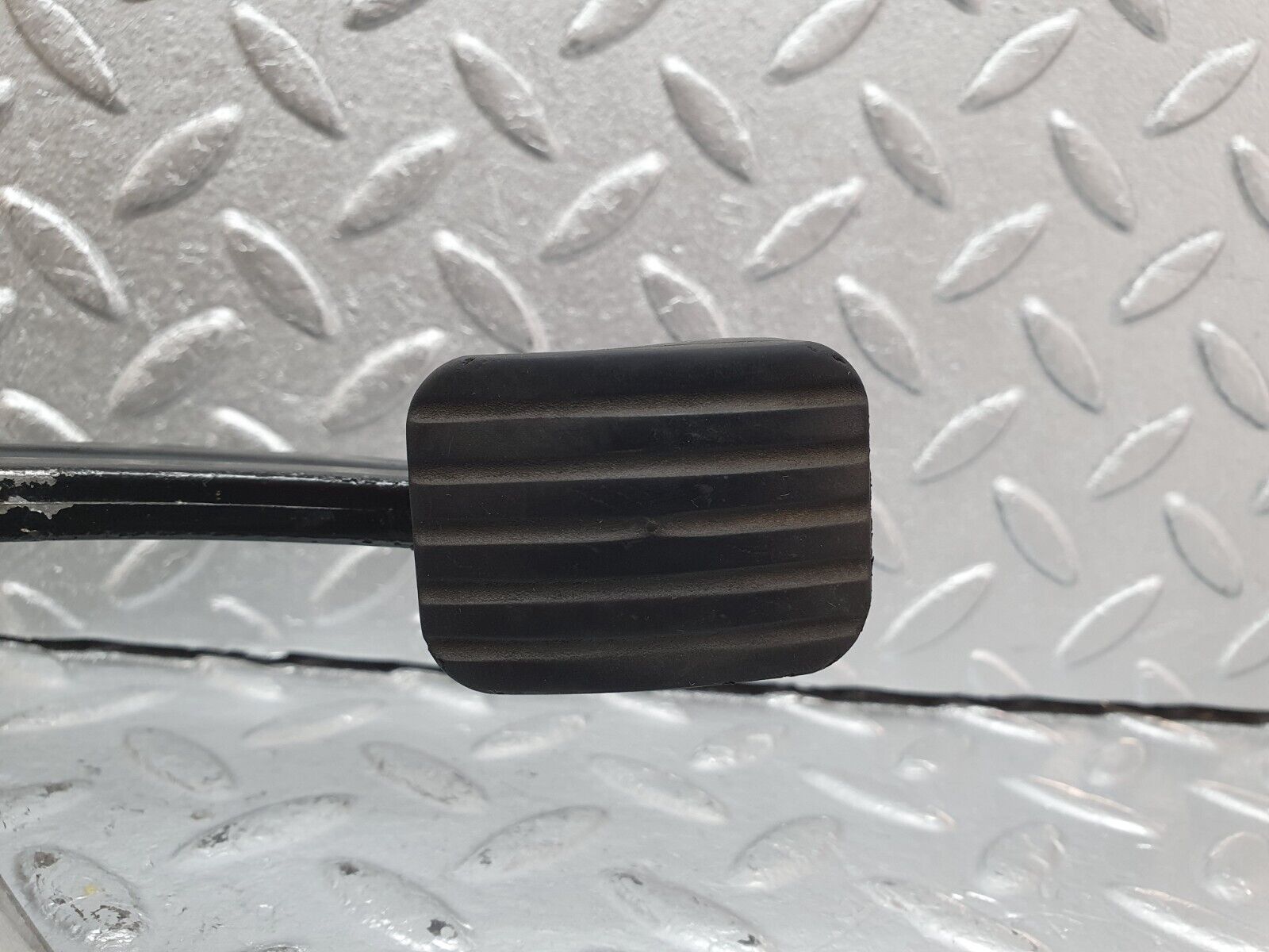 41455 Mercedes-Benz W124 200E Parking Brake Pedal 1244270536 1244270801