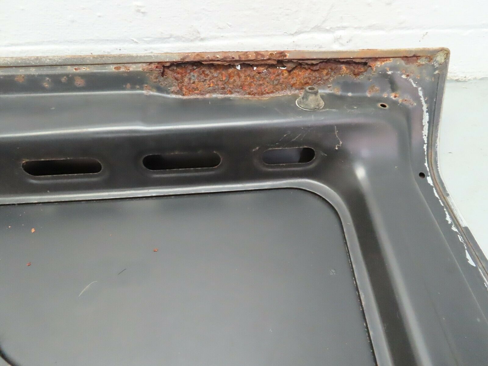 6861 Mercedes-Benz C107 350SLC Coupe Boot Lid Trunk Door