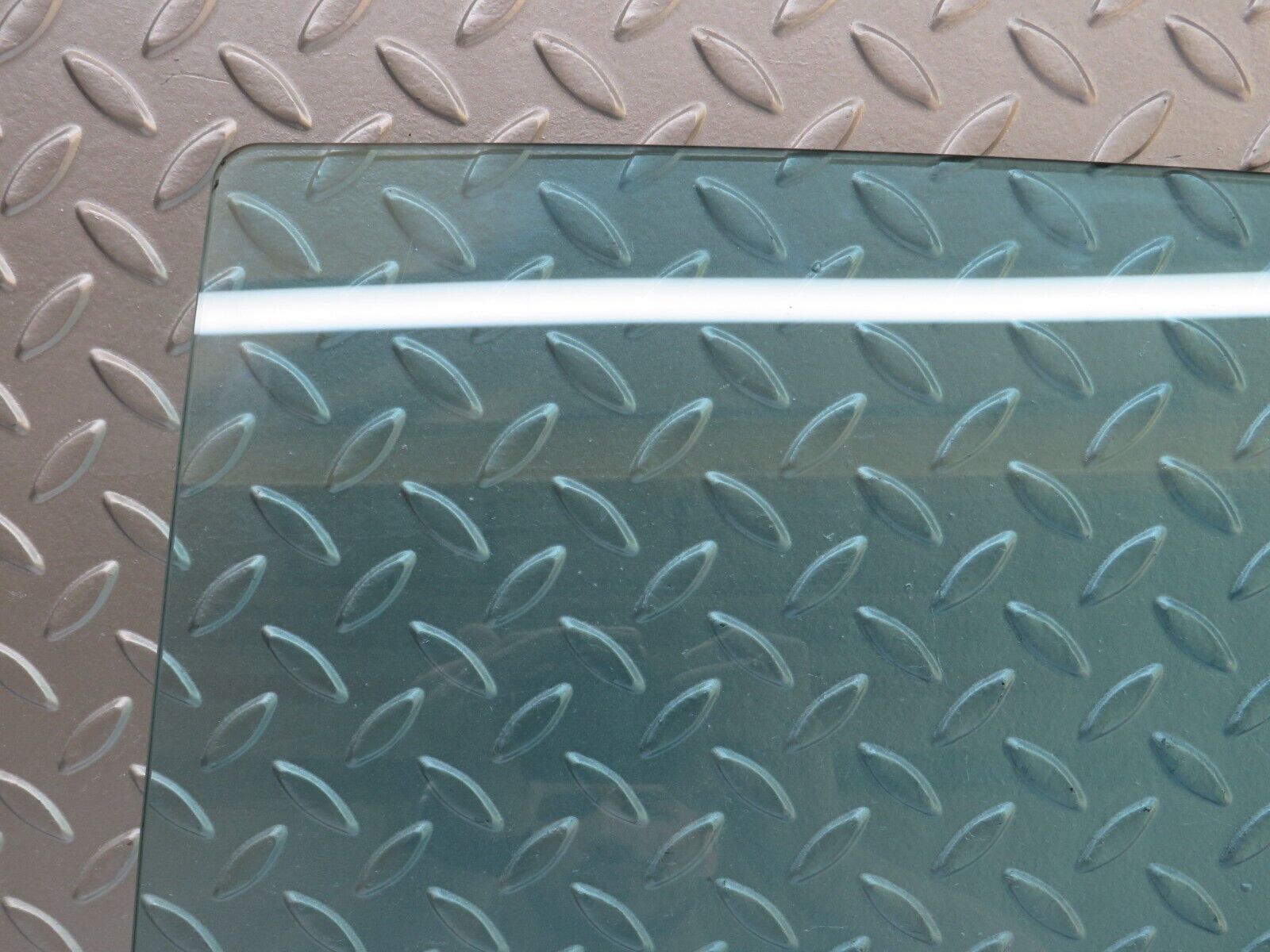 34973 Mercedes-Benz W210 320E Rear Left Door Window Glass