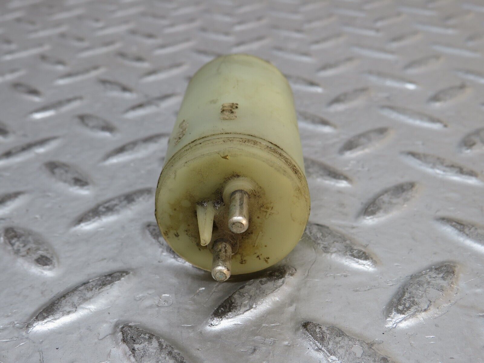 28485 Mercedes-Benz S123 240D Wagon Windscreen Washer Pump VDO 1238690121