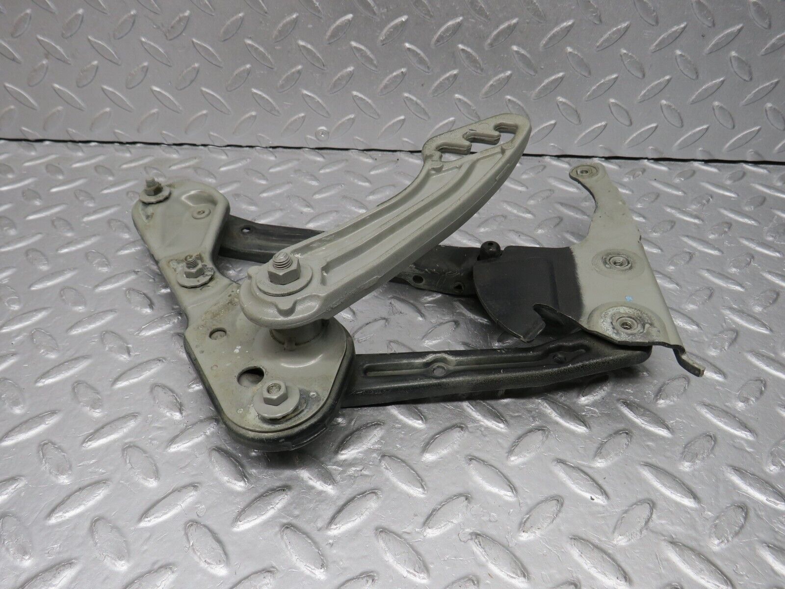 38041 Mercedes-Benz A124 320E Cabriolet Bonnet Hinge Left Side 1298870174