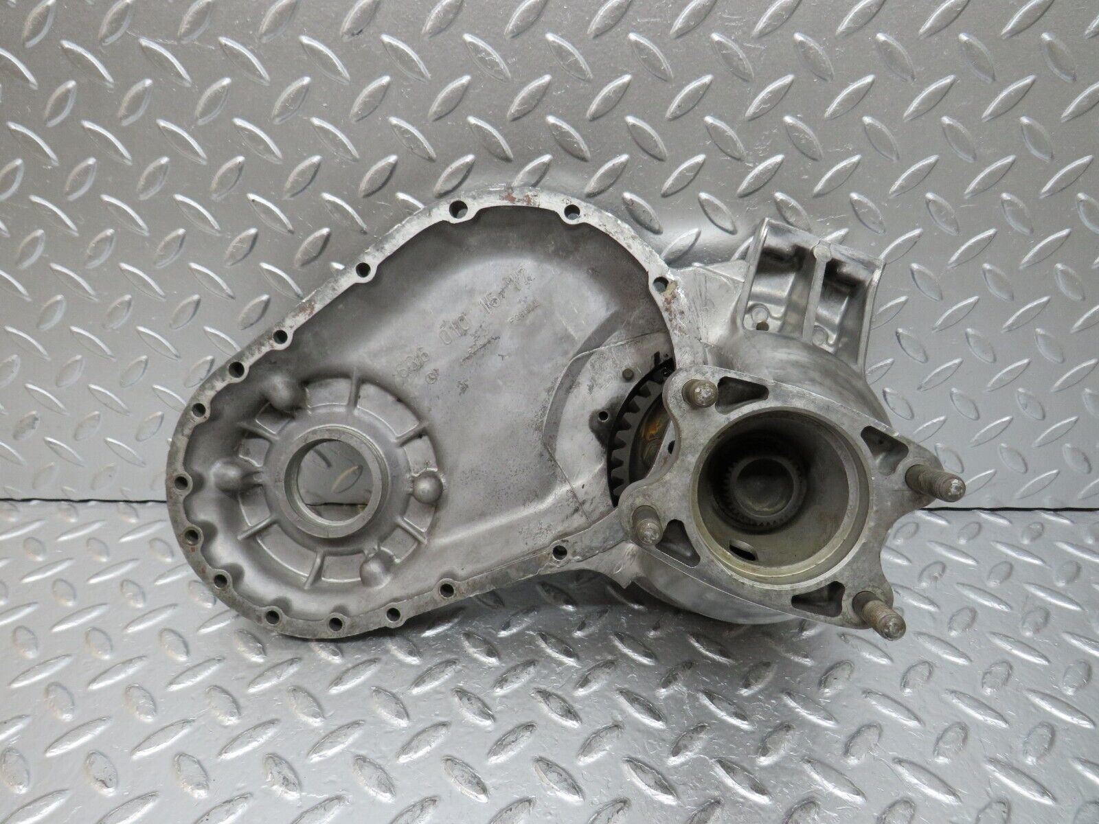 0260 Mercedes-Benz W120 Ponton Timing Gear Case 6360101517