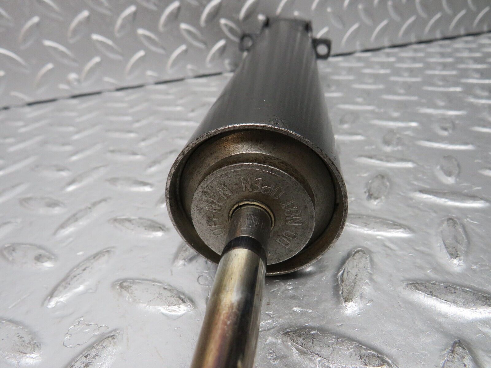 0821 Mercedes-Benz C107 350SLC Coupe Rear Shock Absorber