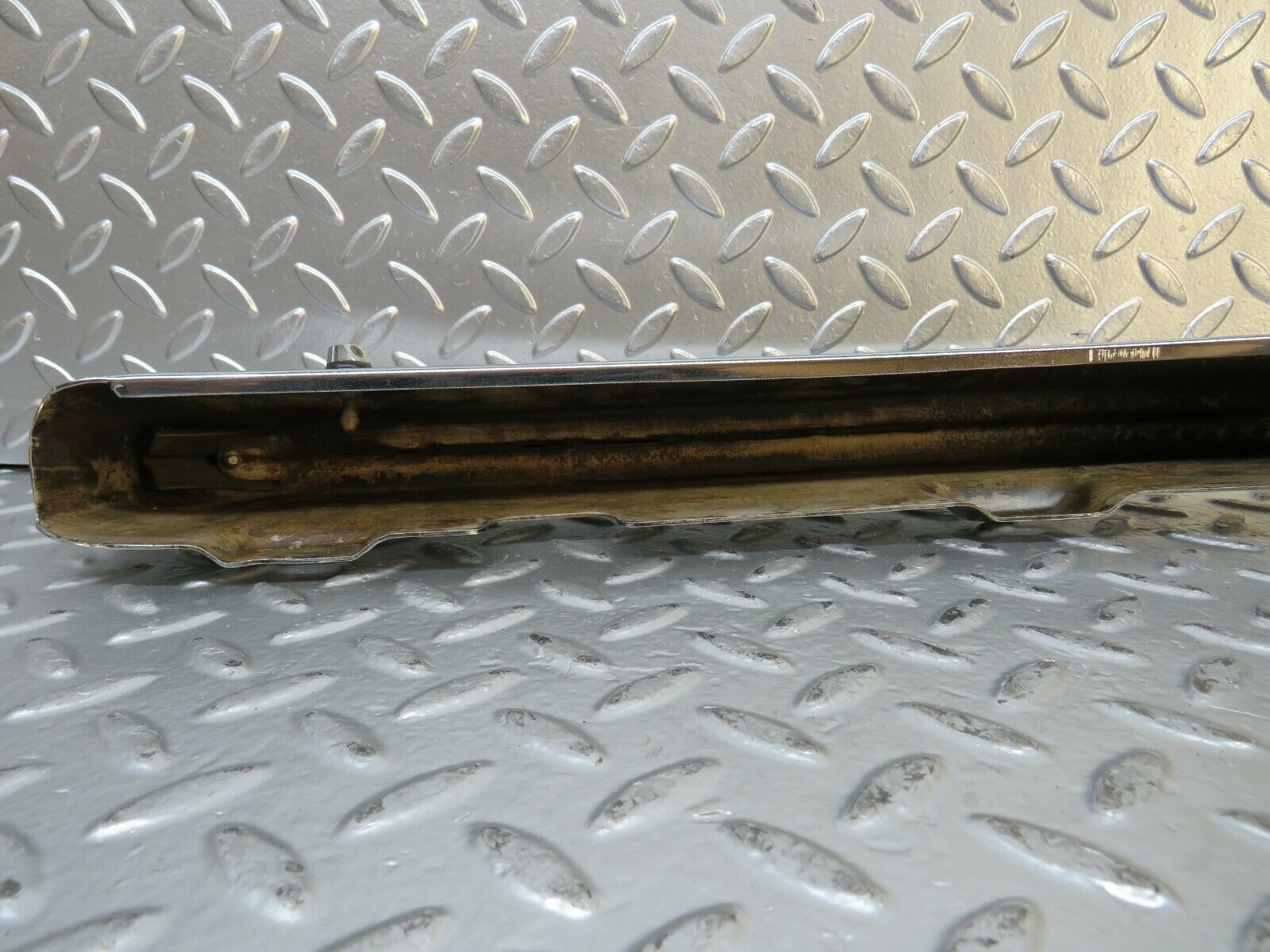 23238 Mercedes-Benz W116 350SE Front Right Upper Bumper Corner