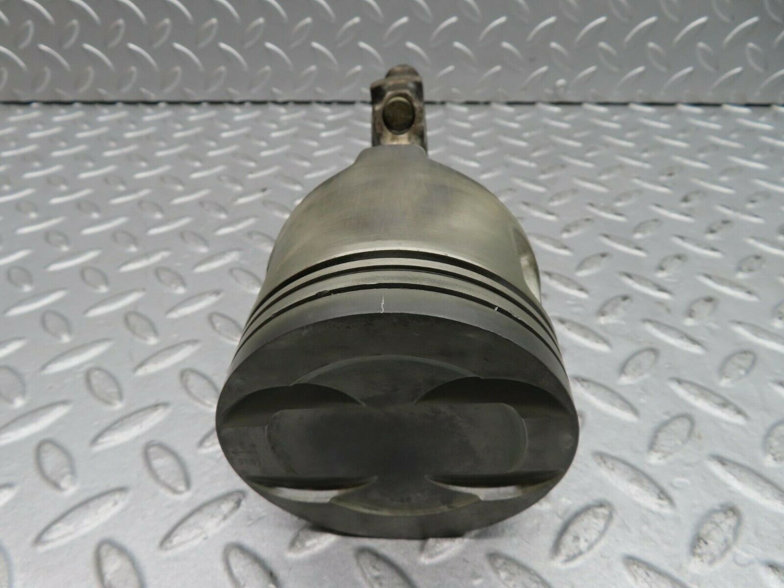 16681 Mercedes-Benz C107 380SLC Piston With Connecting Rod 91.995 mm