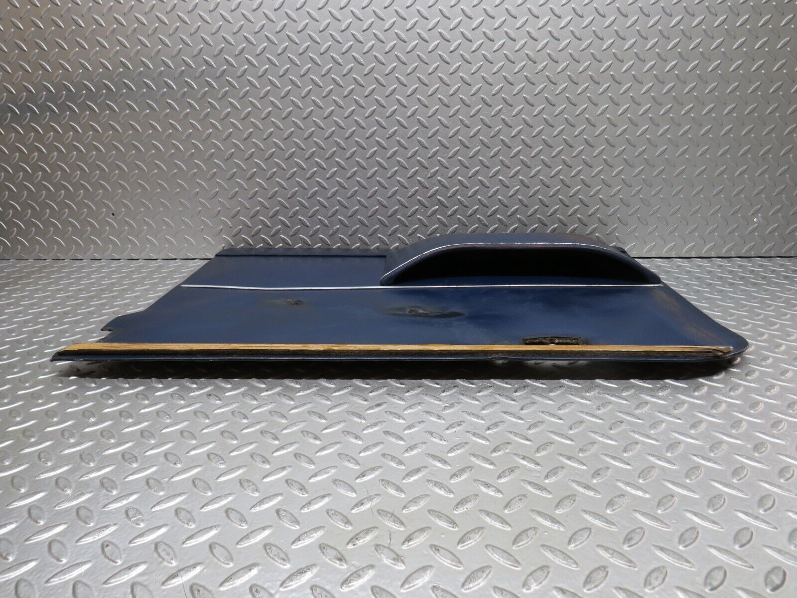 37285 Mercedes-Benz W109 300SEL Front Right Door Card Blue