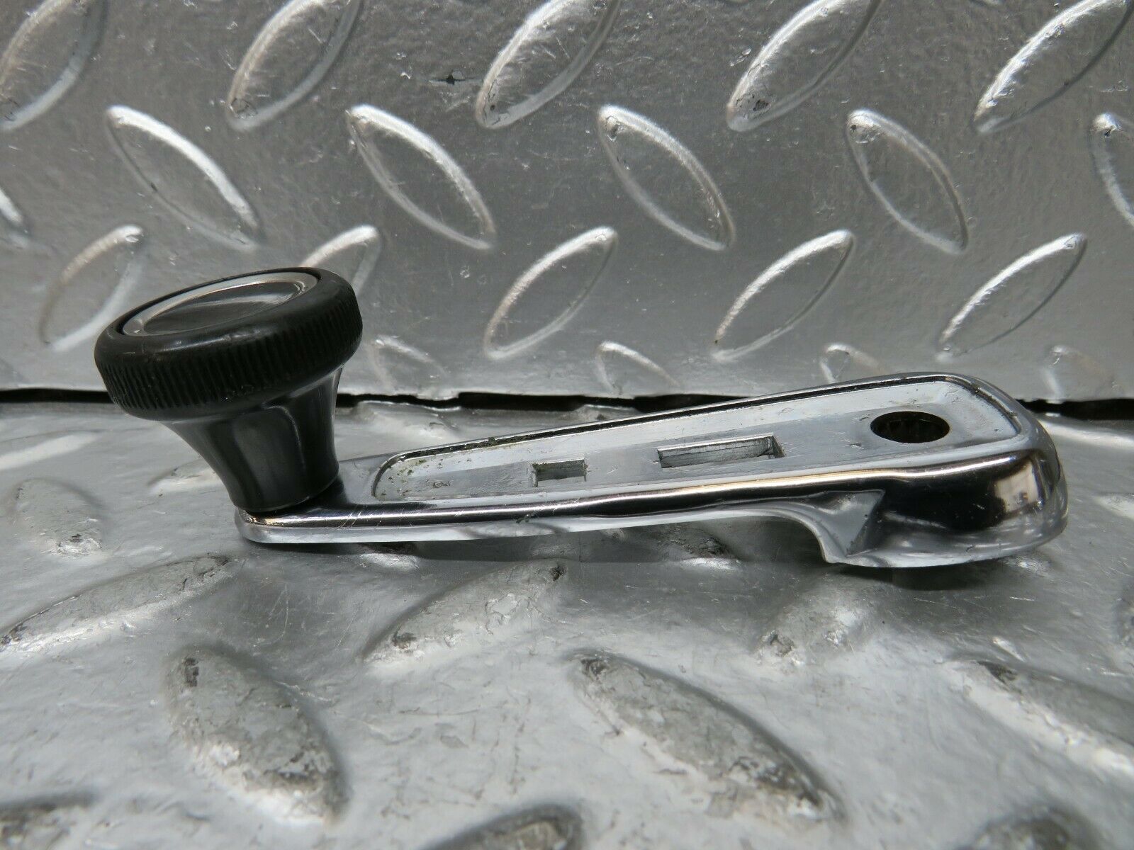 23467 Mercedes-Benz W114 280E Window Lifter Crank Handle