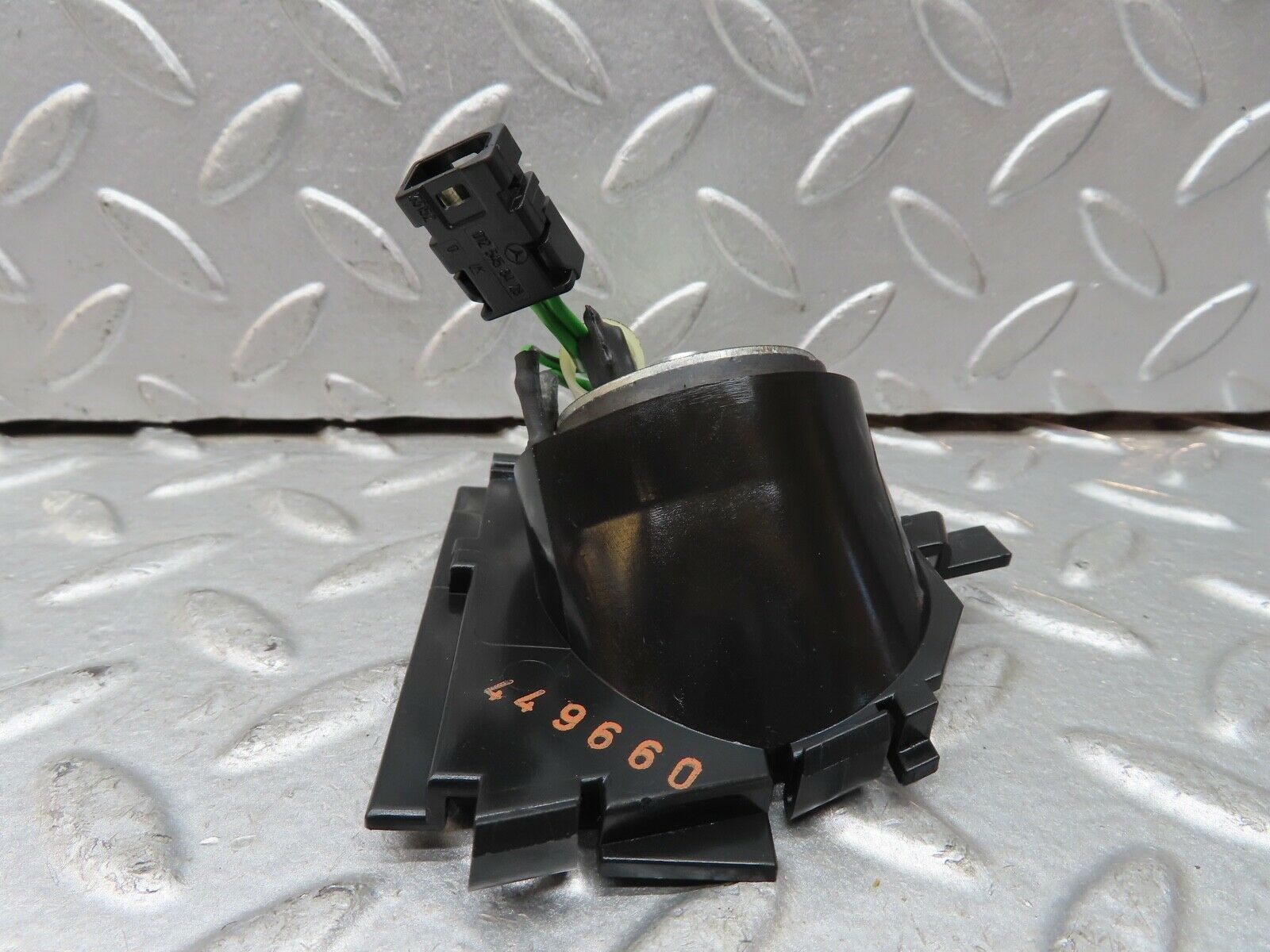 19394 Mercedes-Benz C140 CL420 Coupe Front Left Dashboard Tweeter Speaker