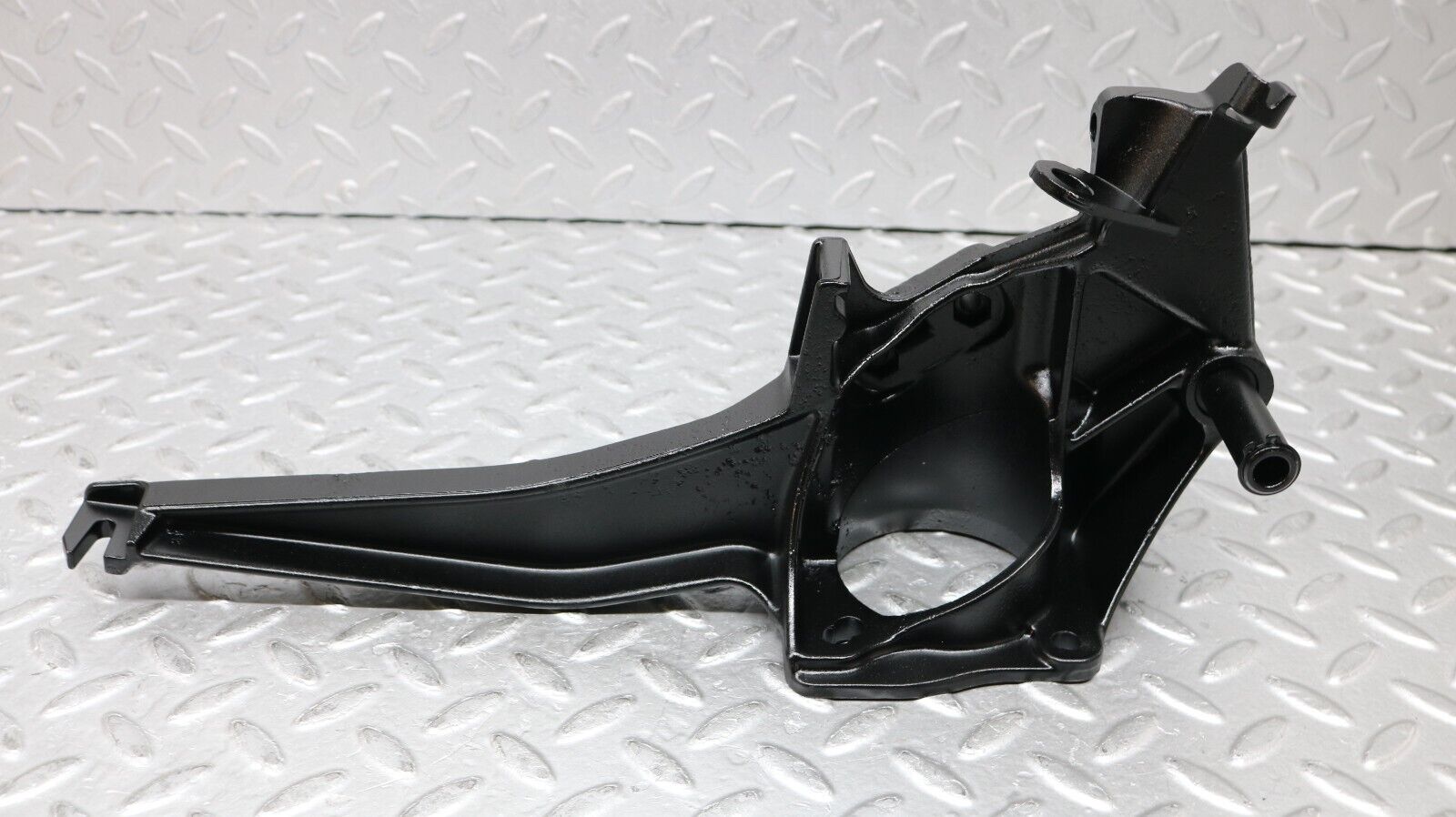 37242 Mercedes-Benz C126 420SEC Coupe Brake Pedal Bracket 1262902419