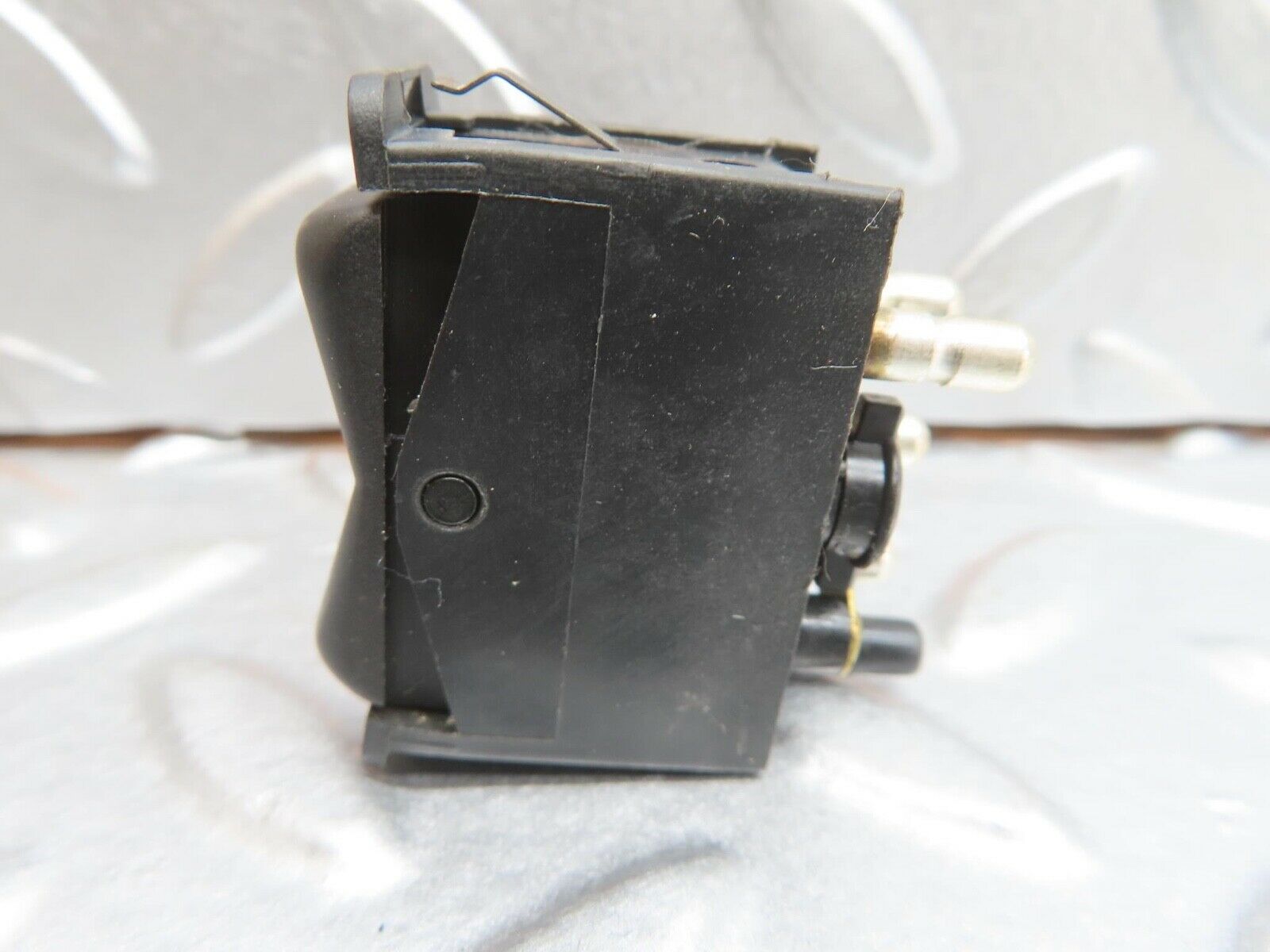 13671 Mercedes-Benz W123 200 Rear Windscreen Defroster Switch 0008206110