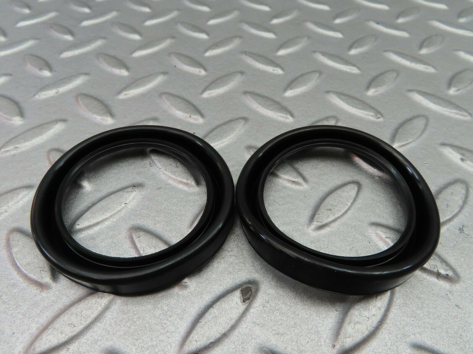 6004 Mercedes-Benz W123 Frenkit Brake Caliper Repair Kit Front 260008