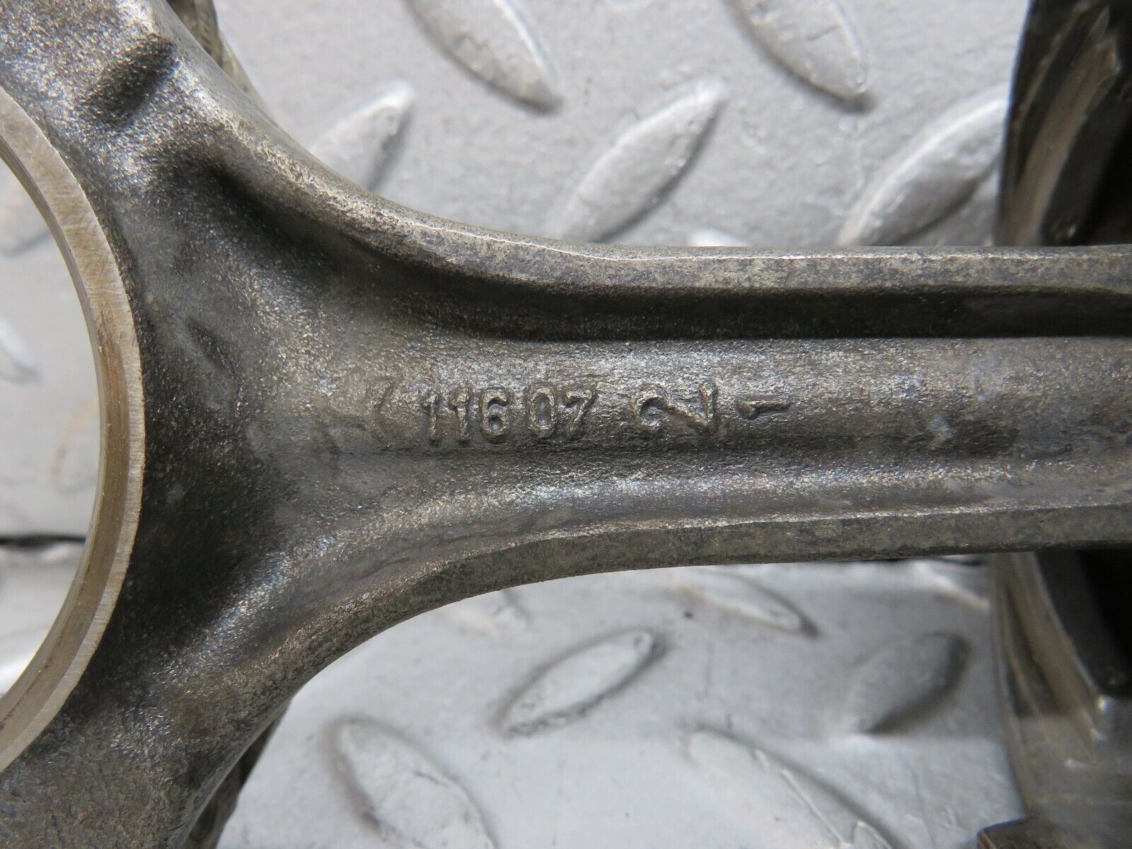 37623 Mercedes-Benz W109 300SEL Piston With Connecting Rod 91.5 mm