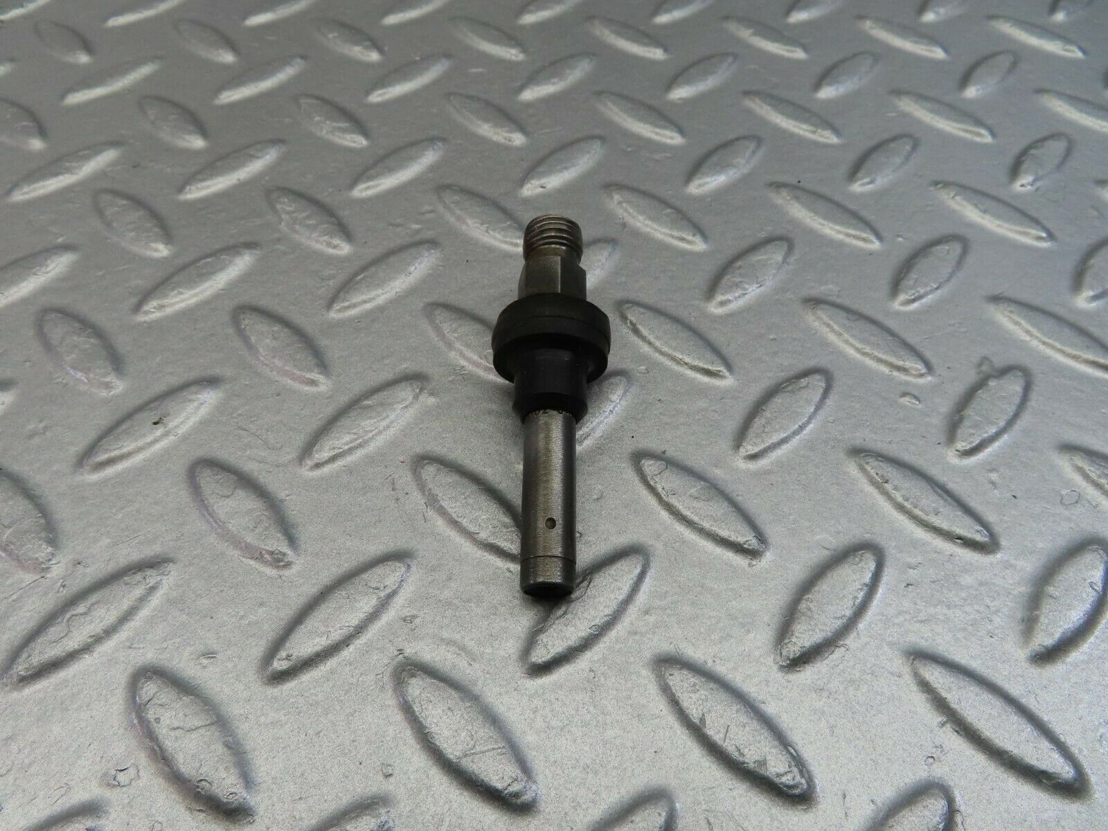 9802 Mercedes-Benz C123 280CE Coupe Fuel Injector Bosch 0437502010