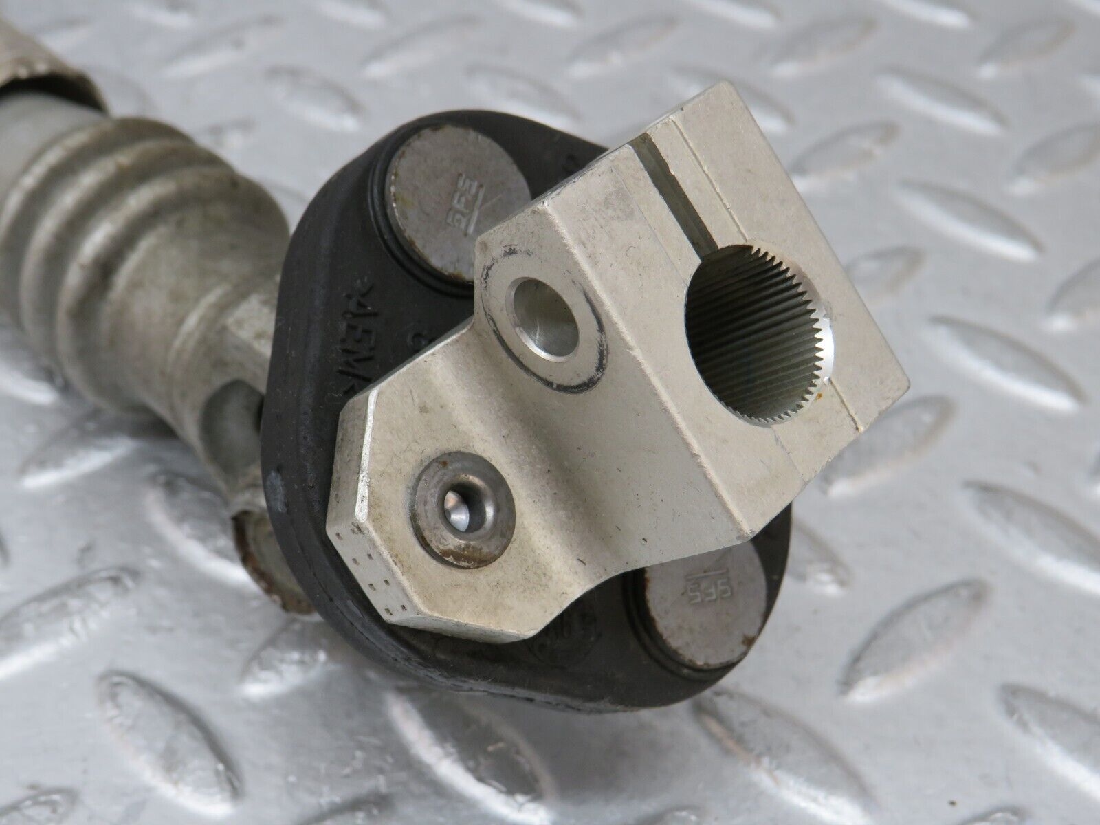 35186 Mercedes-Benz W221 Steering Column Joint Shaft Connector 2214620578