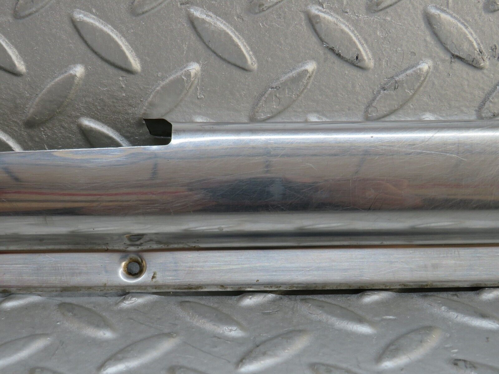 37390 Mercedes-Benz W109 300SEL Front Right Door Sill Chrome